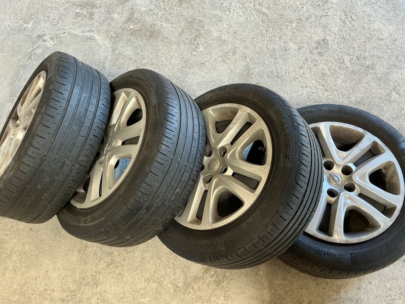 Opel Astra 1.4 SIDI Turbo Active 2017 – снимка 15