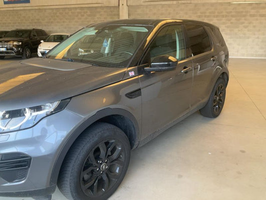 Land Rover Discovery Sport 2.0 Td4 SE AWD 2017 – снимка 2