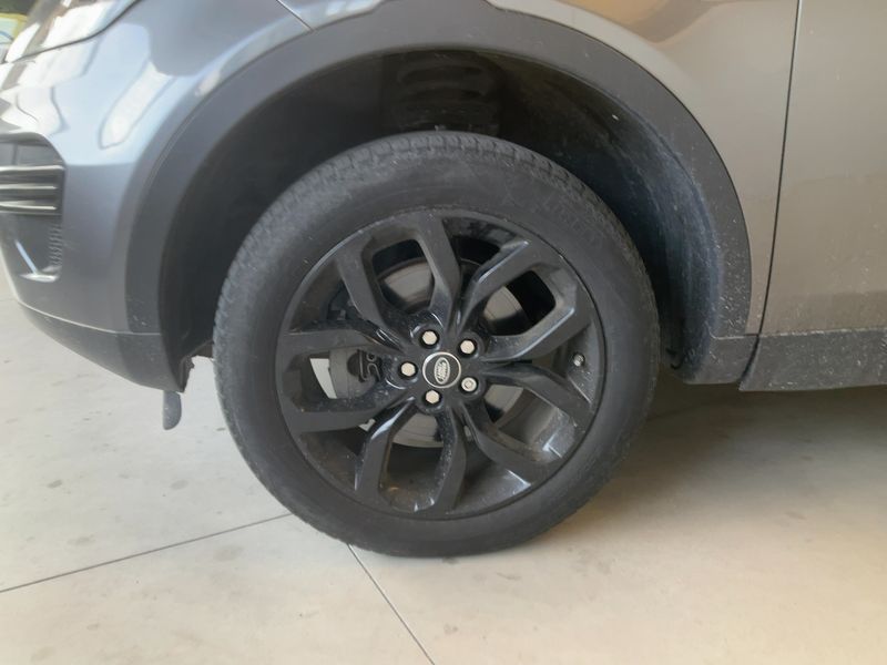 Land Rover Discovery Sport 2.0 Td4 SE AWD 2017 – снимка 3