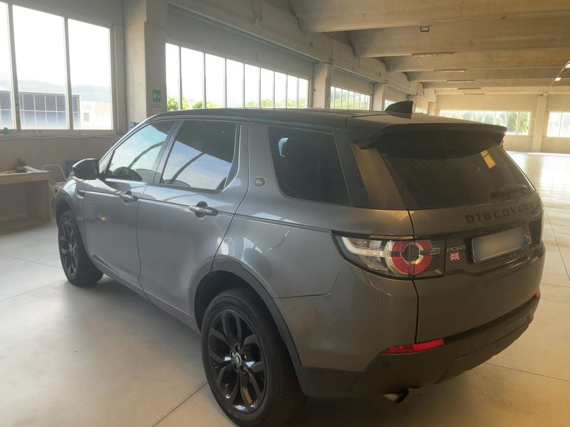 Land Rover Discovery Sport 2.0 Td4 SE AWD 2017 – снимка 6