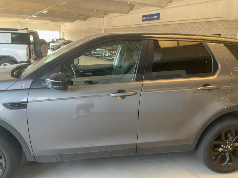 Land Rover Discovery Sport 2.0 Td4 SE AWD 2017 – снимка 4