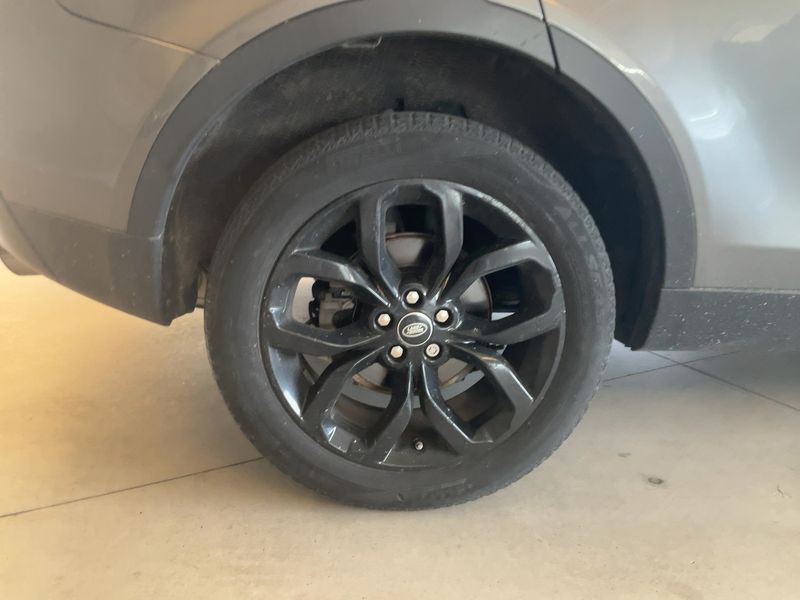 Land Rover Discovery Sport 2.0 Td4 SE AWD 2017 – снимка 9