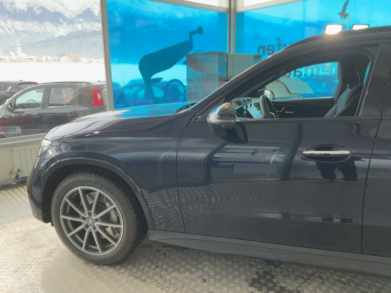 Mercedes-Benz GLC-Klasse GLC 200 Mild-Hybrid 4Matic AMG Line 2023 – снимка 2