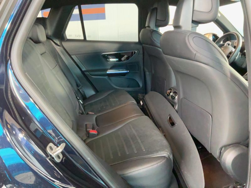 Mercedes-Benz GLC-Klasse GLC 200 Mild-Hybrid 4Matic AMG Line 2023 – снимка 20