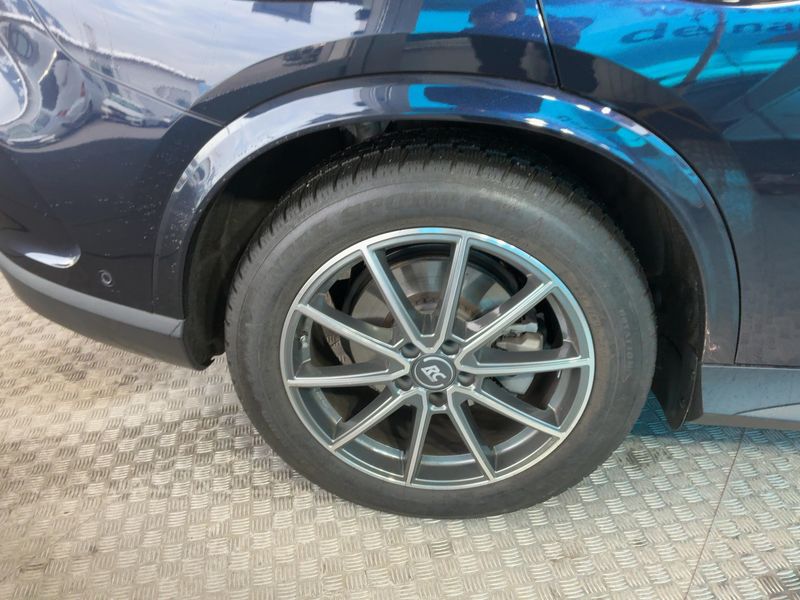 Mercedes-Benz GLC-Klasse GLC 200 Mild-Hybrid 4Matic AMG Line 2023 – снимка 9
