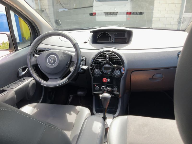 Renault Grand Modus 1.6 Night & Day 2013 – снимка 17