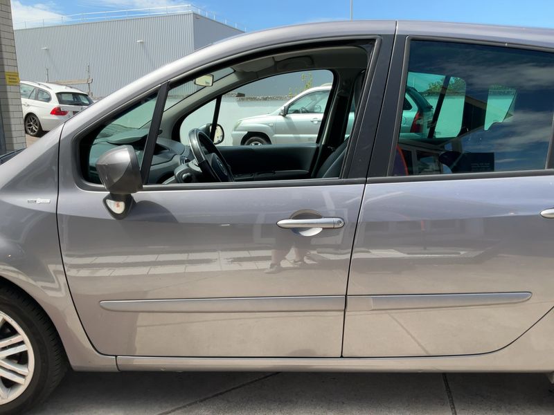 Renault Grand Modus 1.6 Night & Day 2013 – снимка 4