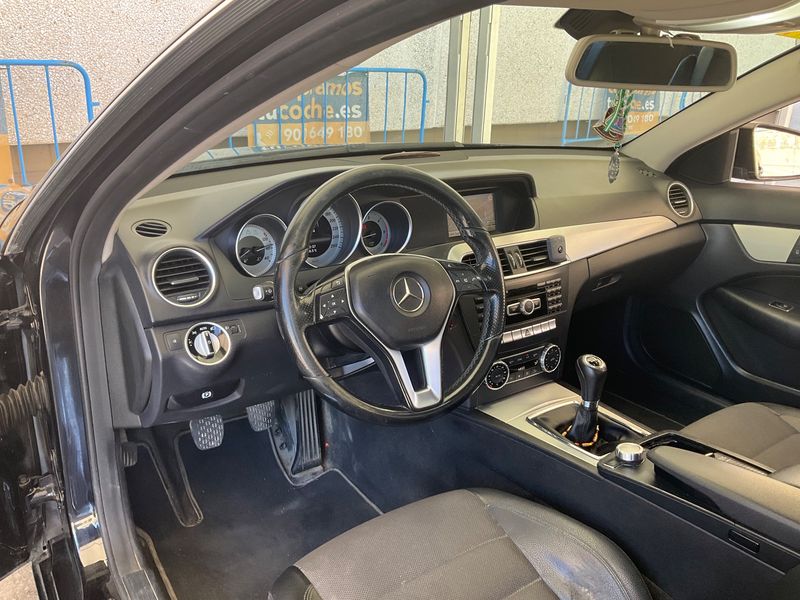 Mercedes-Benz C-Klasse C 220 CDI BlueEfficiency 2012 – снимка 12