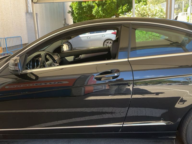 Mercedes-Benz C-Klasse C 220 CDI BlueEfficiency 2012 – снимка 4