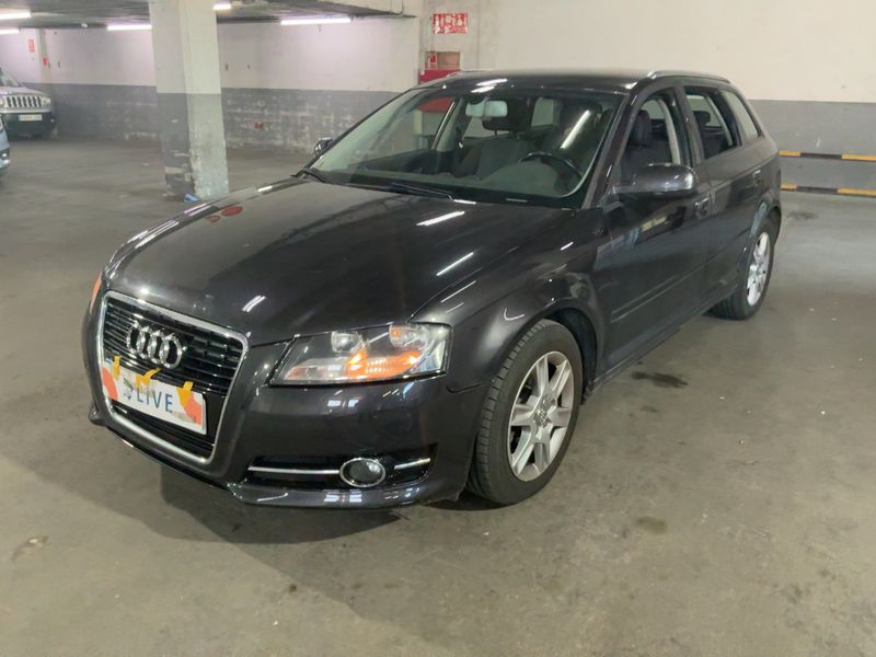 Audi A3 Sportback 1.6 TDI Attraction 2011 – снимка 1