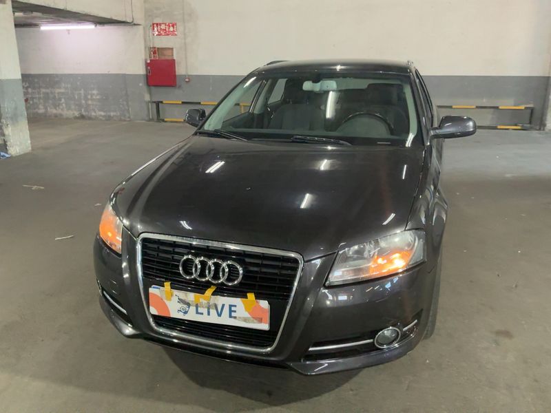 Audi A3 Sportback 1.6 TDI Attraction 2011 – снимка 14
