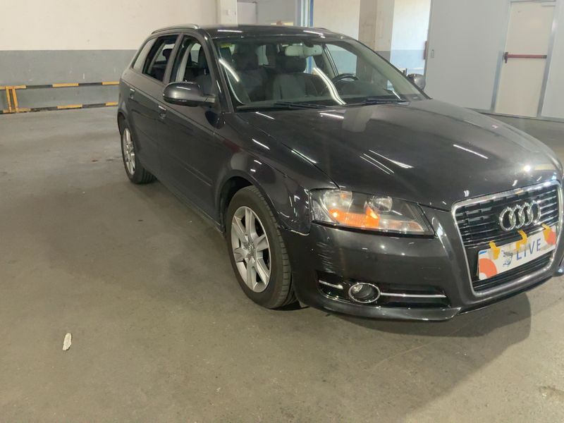 Audi A3 Sportback 1.6 TDI Attraction 2011 – снимка 12