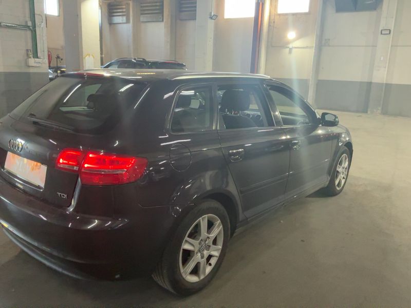 Audi A3 Sportback 1.6 TDI Attraction 2011 – снимка 8