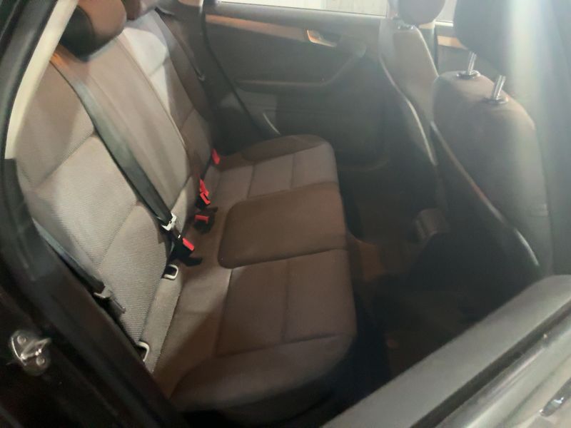 Audi A3 Sportback 1.6 TDI Attraction 2011 – снимка 19