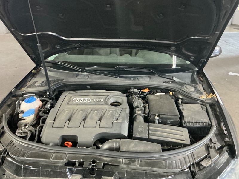 Audi A3 Sportback 1.6 TDI Attraction 2011 – снимка 24