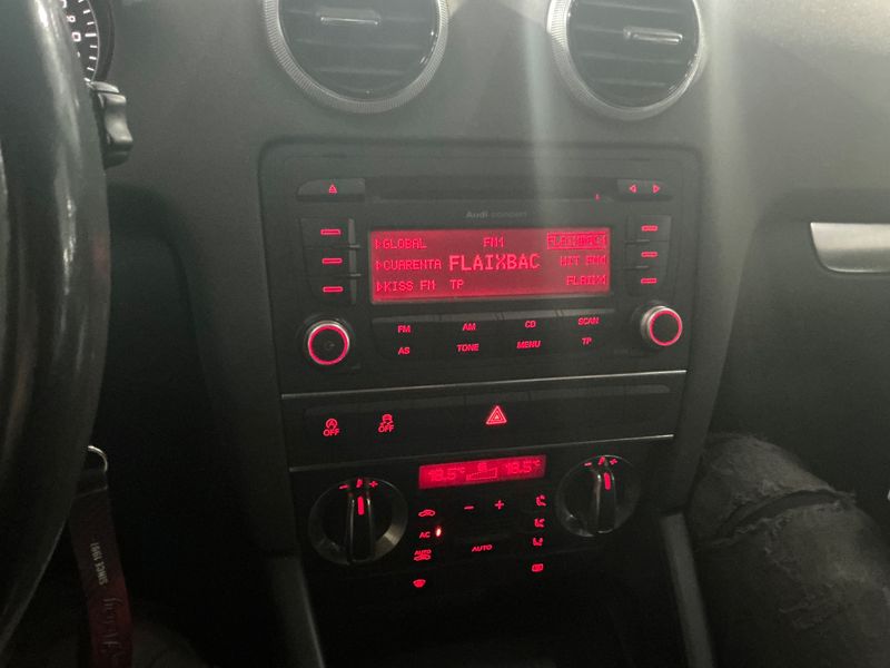 Audi A3 Sportback 1.6 TDI Attraction 2011 – снимка 25