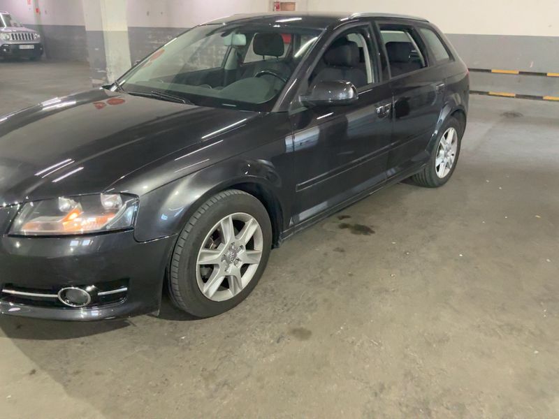 Audi A3 Sportback 1.6 TDI Attraction 2011 – снимка 2