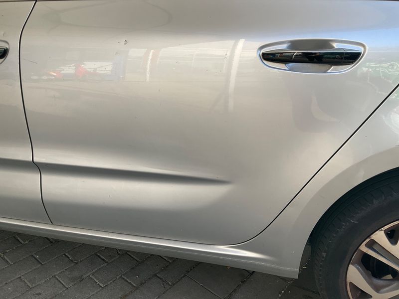 Citroen C4 Picasso 1.6 e-HDi Intensive 2014 – снимка 33