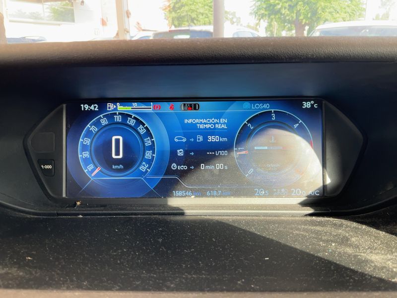 Citroen C4 Picasso 1.6 e-HDi Intensive 2014 – снимка 18