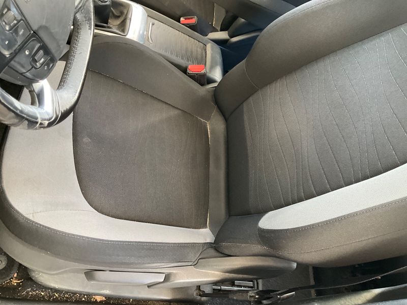 Citroen C4 Picasso 1.6 e-HDi Intensive 2014 – снимка 30