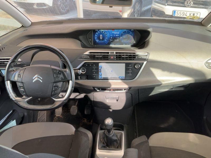 Citroen C4 Picasso 1.6 e-HDi Intensive 2014 – снимка 17