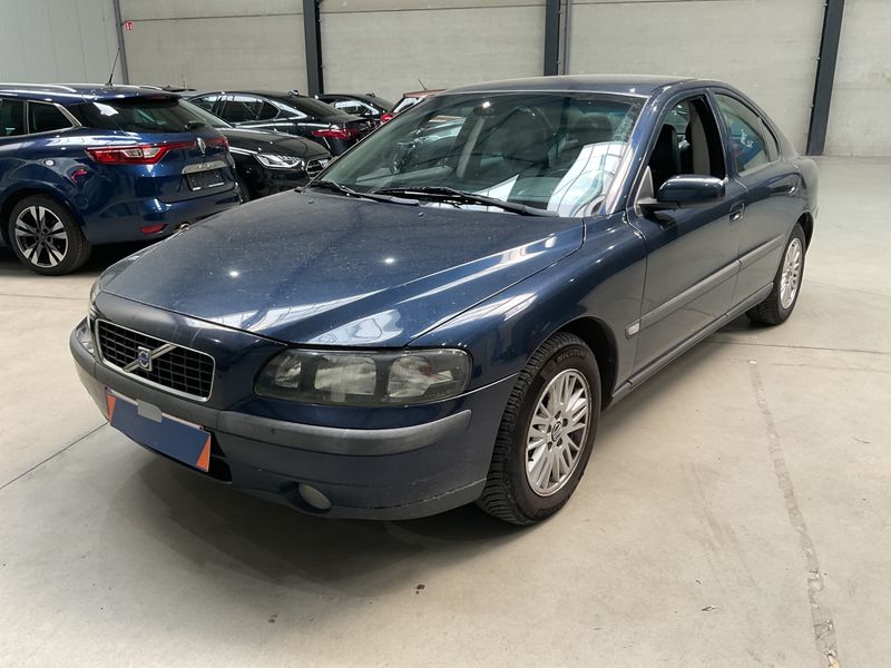 Volvo S60 2.4 D 2004 – снимка 1