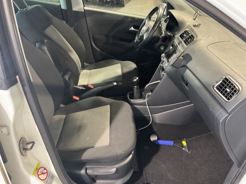 Volkswagen Polo 1.2 TDI Trendline BlueMotion Tech 2012 – снимка 3