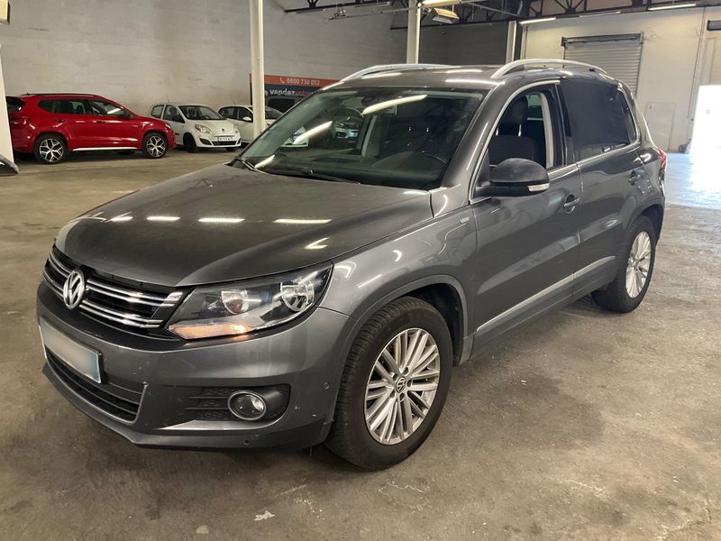 Volkswagen Tiguan 2.0 TDI Cup BlueMotion Tech 2014 – снимка 1