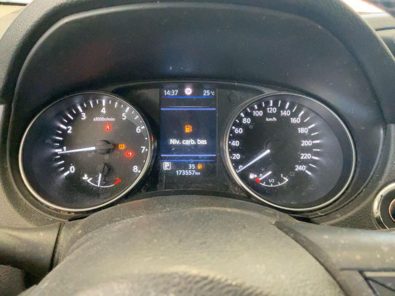 Nissan Qashqai 1.3 DIG-T Akari 2021 – снимка 18