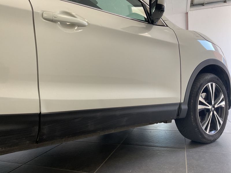 Nissan Qashqai 1.3 DIG-T Akari 2021 – снимка 23