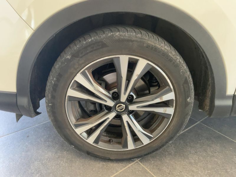 Nissan Qashqai 1.3 DIG-T Akari 2021 – снимка 3