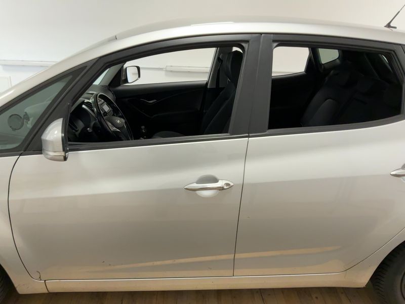 Hyundai ix20 1.6 Comfort 2017 – снимка 4