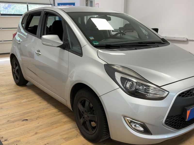 Hyundai ix20 1.6 Comfort 2017 – снимка 12