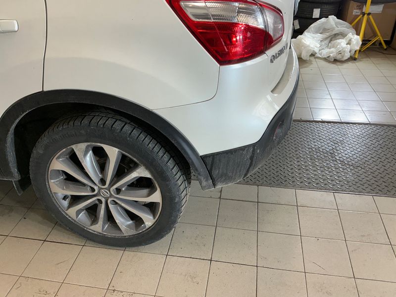 Nissan Qashqai 2.0 Tekna 4x4 2013 – снимка 39