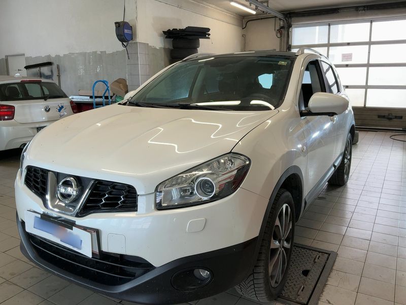 Nissan Qashqai 2.0 Tekna 4x4 2013 – снимка 1