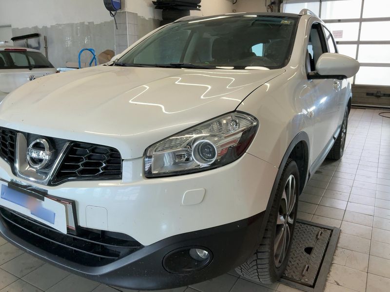 Nissan Qashqai 2.0 Tekna 4x4 2013 – снимка 2