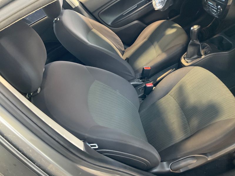 Mitsubishi Attrage 1.2 Intense 2015 – снимка 25