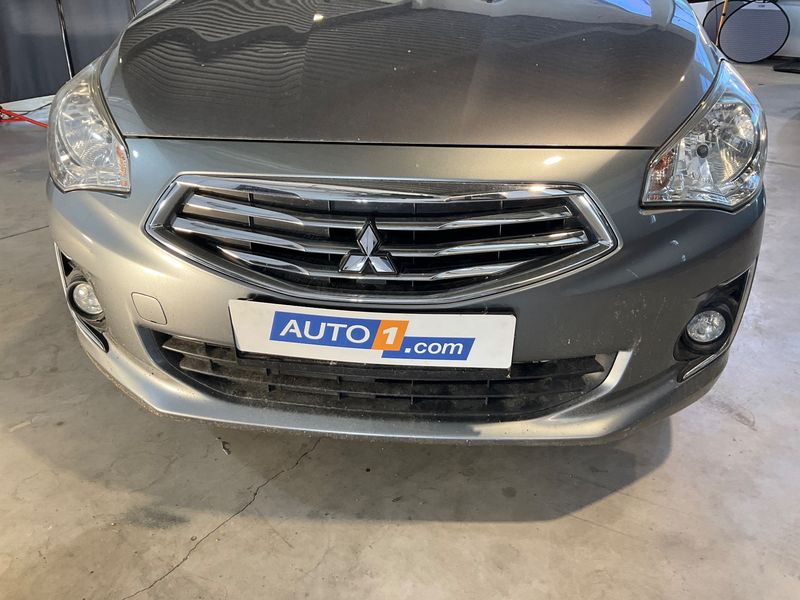 Mitsubishi Attrage 1.2 Intense 2015 – снимка 39