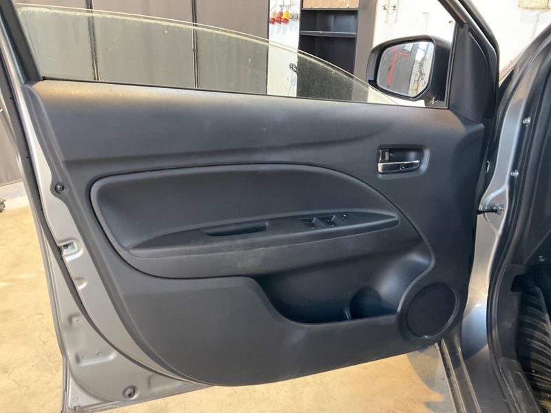 Mitsubishi Attrage 1.2 Intense 2015 – снимка 32