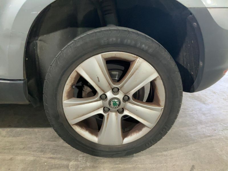 Skoda Yeti 1.2 TSI Ambition 2010 – снимка 5