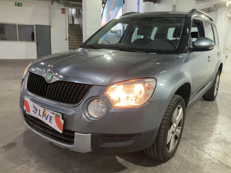 Skoda Yeti 1.2 TSI Ambition 2010 – снимка 1
