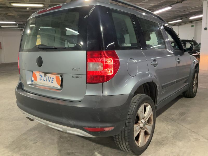 Skoda Yeti 1.2 TSI Ambition 2010 – снимка 8