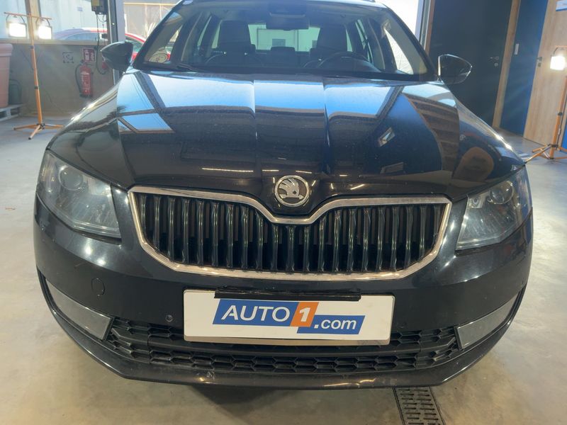 Skoda Octavia 2.0 TDI Elegance 4x4 2013 – снимка 14