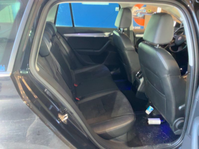 Skoda Octavia 2.0 TDI Elegance 4x4 2013 – снимка 19