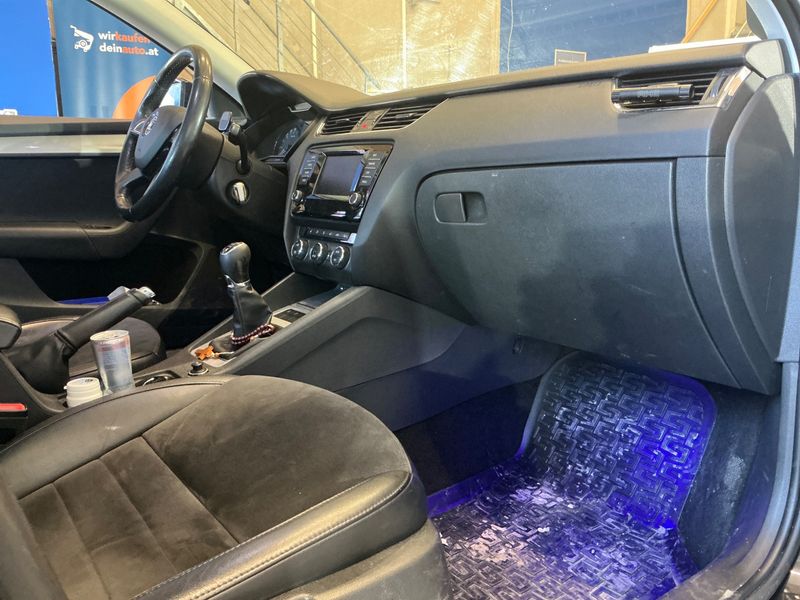 Skoda Octavia 2.0 TDI Elegance 4x4 2013 – снимка 49