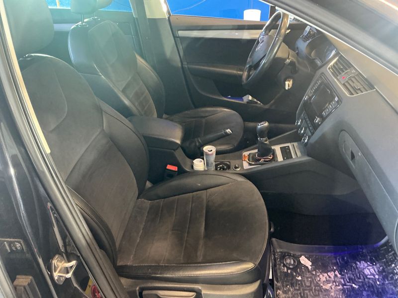 Skoda Octavia 2.0 TDI Elegance 4x4 2013 – снимка 48