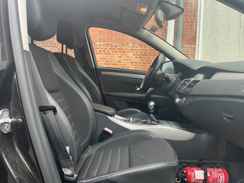 Renault Laguna 1.5 dCi Sportway II 2013 – снимка 3