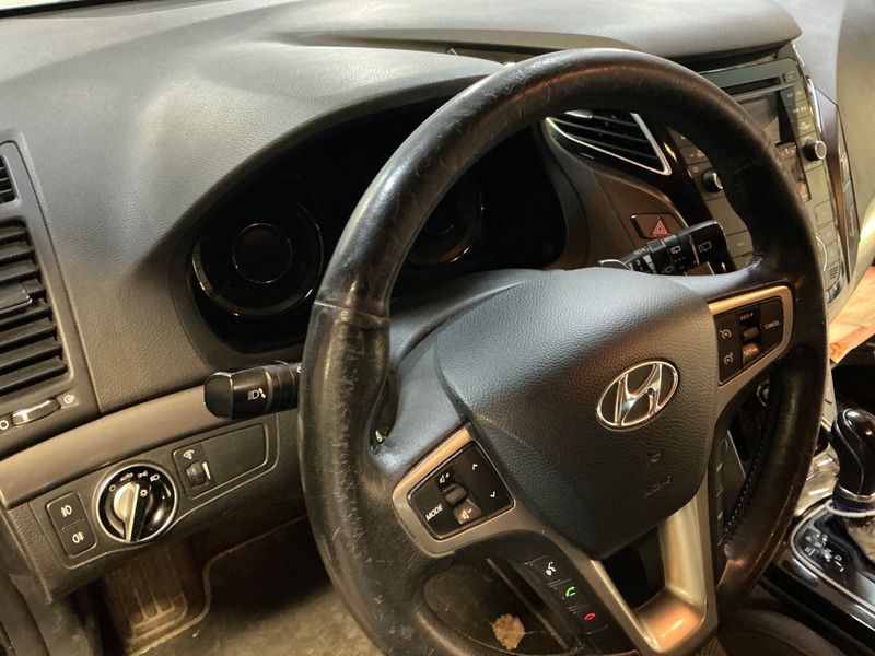 Hyundai i40 2.0 Style 2011 – снимка 27