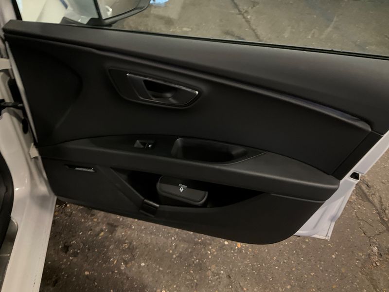 Seat Leon 1.4 TSI ACT FR 2016 – снимка 29