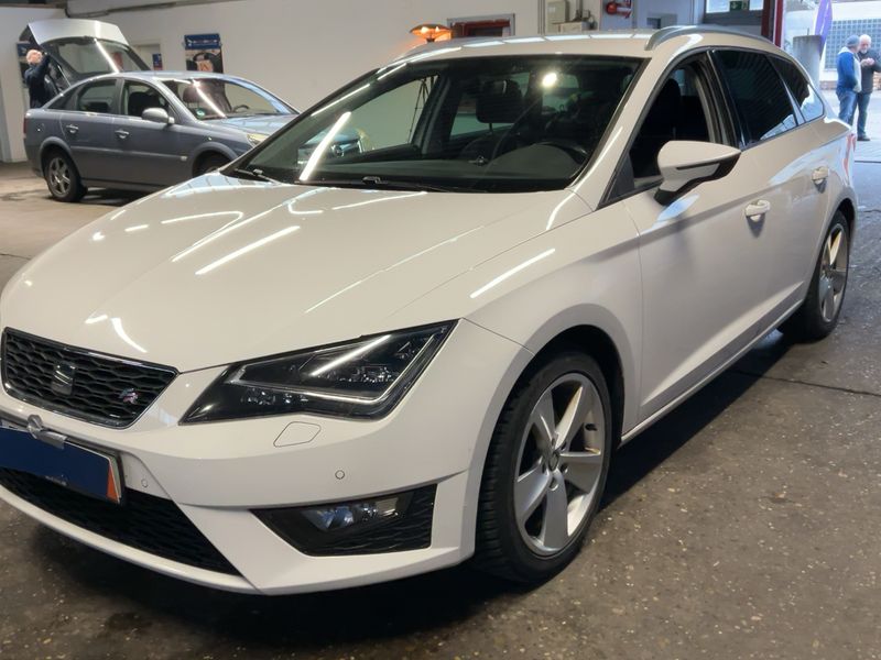 Seat Leon 1.4 TSI ACT FR 2016 – снимка 1